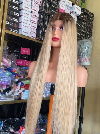 30 inches two tone blend Kim k closure wig