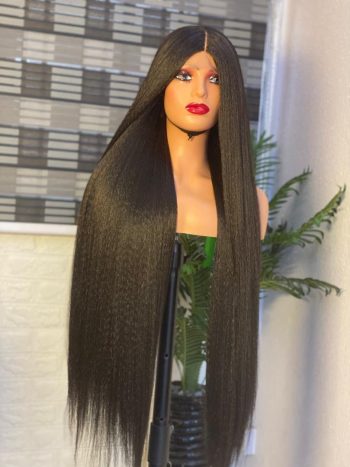 30 inches Kinky straight blend wig ( Accepts heat✅✅✅,)