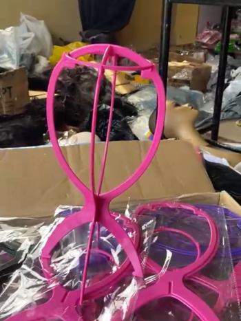 Original durable plastic detachable wig stand