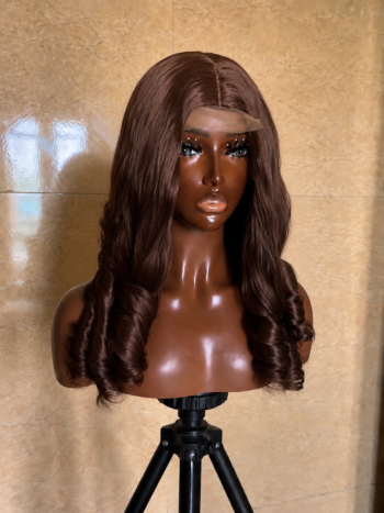 Super soft closure bounce blend wig ( Accepts heat) brown